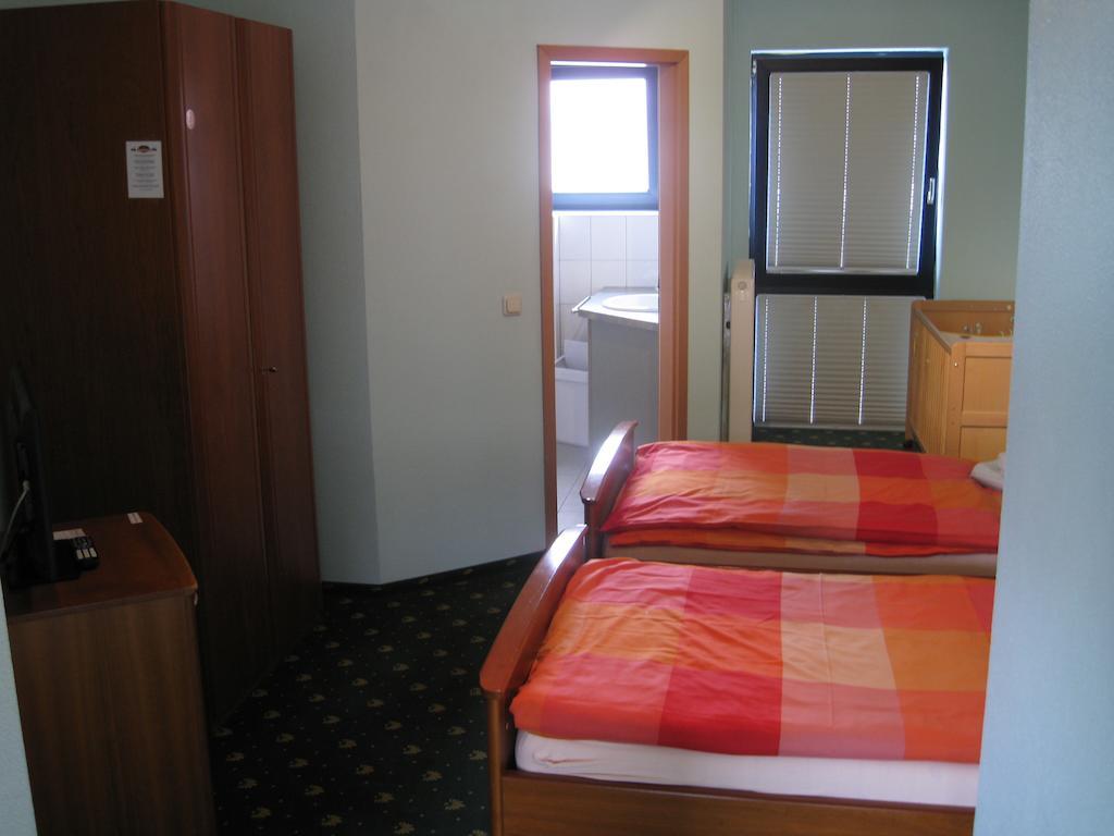Hotel Restaurant 